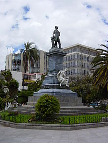 Monumento a Juan Montalvo Ambato